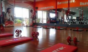 Espacioso salón de entrenamiento funcional y clases en gimnasio, fondo de comercio en venta en Lavalleja 816, Jesús María.